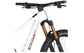 voltage 900 tuned carbblack pastel whi 2026